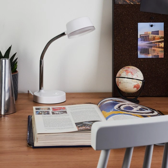 Hofstein Pineda Tischleuchte LED Chrom, Weiß, 1-flammig 4 Hofstein Pineda Tischleuchte LED Chrom, Weiß, 1-flammig – Bild 2